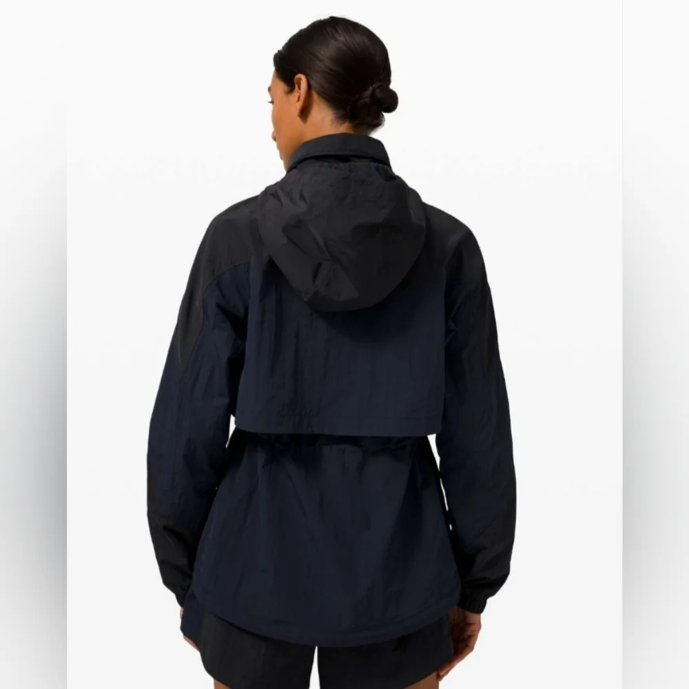 Lululemon Evergreen Anorak Jacket True Navy And Black Womens Size 8 - Picture 2 of 9